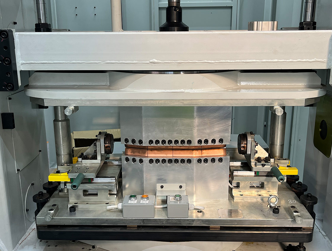 Passenger Vehicle Weld Line Introduction