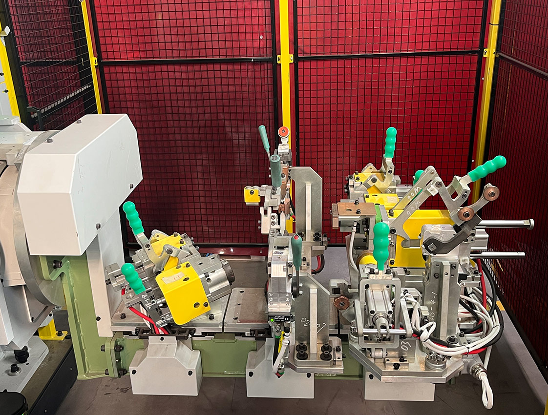 Passenger Vehicle Weld Line Introduction